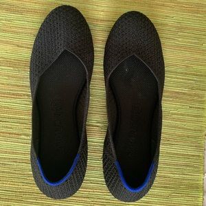 Black Rothy rounded-toe flats